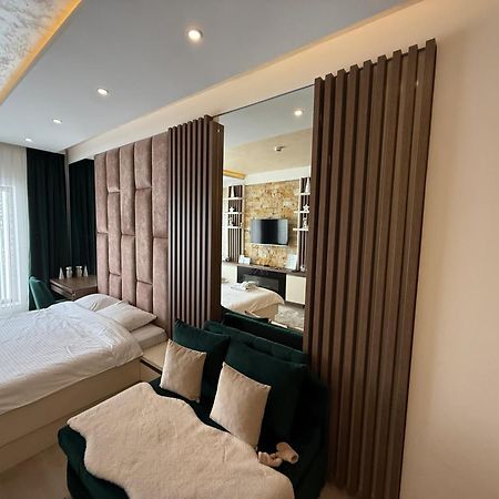 Apartmani Fashion -Milmari Resort Κοπαόνικ Εξωτερικό φωτογραφία
